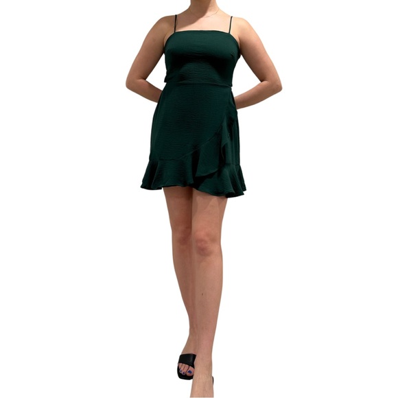 Emerald Green Tie Back Ruffle Dress - US S - Picture 4 of 4